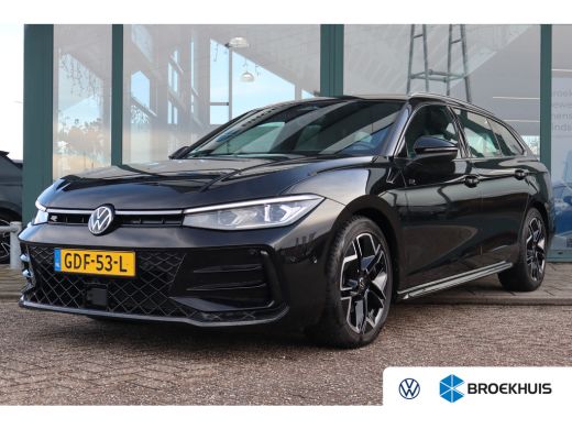 Volkswagen Passat Variant 149PK 1.5 eTSI R-Line Business | Achteruitrijcamera | Cruise control adaptief | Keyless e...