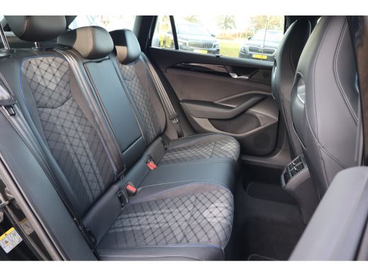 Volkswagen Passat Variant 149PK 1.5 eTSI R-Line Business | Achteruitrijcamera | Cruise control adaptief | Keyless e... ActivLease financial lease