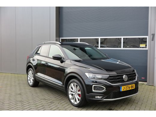 Volkswagen T-Roc 1.5 TSI 150pk DSGSport Camera , Virtual Cockpit , Navi , Led , Carplay, DAB+ ,PDC, LMV, Electr. b... ActivLease financial lease