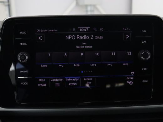 Volkswagen T-Roc 1.5 TSI Life Business | Stoelverwarming | Camera | Virtual Cockpit | Carplay | Full LED | Adaptiv... ActivLease financial lease