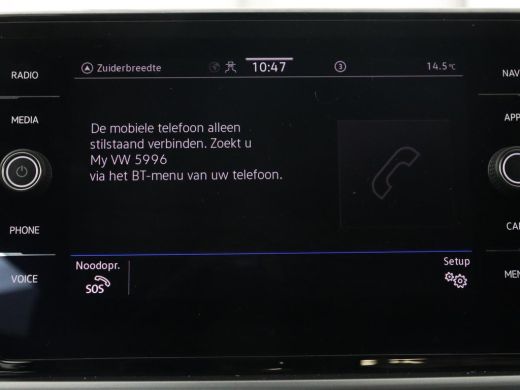 Volkswagen T-Roc 1.5 TSI Life Business | Stoelverwarming | Camera | Virtual Cockpit | Carplay | Full LED | Adaptiv... ActivLease financial lease