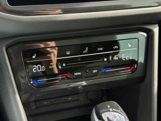 Volkswagen Tiguan 1.4 TSI eHybrid 245pk Elegance | Pano | ACC | Camera | IQ Light | Virtual Cockpit | 18 inch ActivLease financial lease