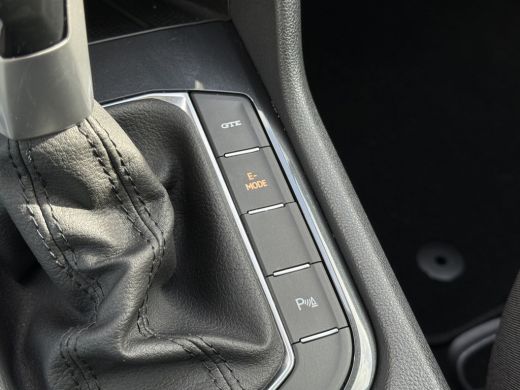 Volkswagen Tiguan 1.4 TSI eHybrid 245pk Elegance | Pano | ACC | Camera | IQ Light | Virtual Cockpit | 18 inch ActivLease financial lease