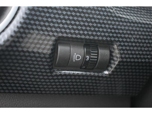 Volkswagen up! 1.0 MPI 65PK | CAMERA ACHTER | NAVI VIA APP | CRUISE CONTROL | BLUETOOTH | START/STOP | LED | DAB+ ActivLease financial lease