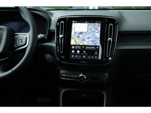 Volvo  EX40 Single Motor Business Edition 70 kWh | Harman Kardon | Adaptive Cruise | BLIS | Stoel- & stuurver... ActivLease financial lease