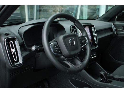 Volvo  EX40 Single Motor Business Edition 70 kWh | Harman Kardon | Adaptive Cruise | BLIS | Stoel- & stuurver... ActivLease financial lease