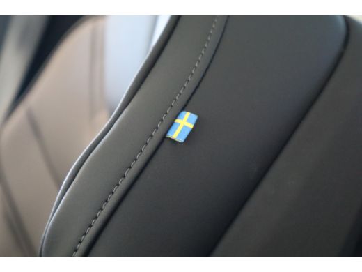 Volvo  EX90 Twin Performance 517PK AWD Ultra Pilot Assist | Luchtvering | 22"| Trekhaak | 360&deg; ActivLease financial lease