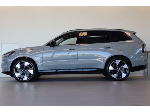 Volvo  EX90 Twin Performance 517PK AWD Ultra Pilot Assist | Luchtvering | 22"| Trekhaak | 360&deg; ActivLease financial lease