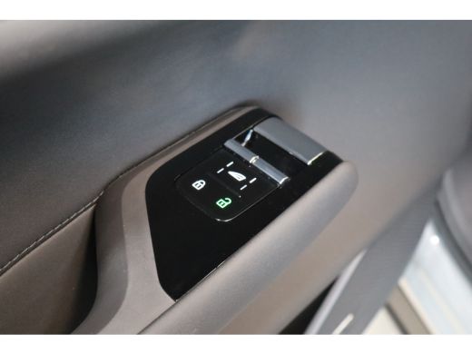 Volvo  EX90 Twin Performance 517PK AWD Ultra Pilot Assist | Luchtvering | 22"| Trekhaak | 360&deg; ActivLease financial lease