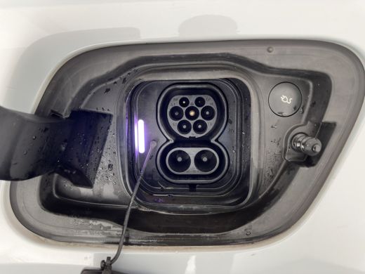 Volvo  XC40 Recharge P8 AWD R-Design [ 3-Fase ] {SOH-89%} (INCL-BTW) *PANO | LEATHER-MICROFIBRE | DIGI-COCKPI... ActivLease financial lease