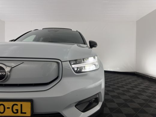 Volvo  XC40 Recharge P8 AWD R-Design [ 3-Fase ] {SOH-89%} (INCL-BTW) *PANO | LEATHER-MICROFIBRE | DIGI-COCKPI... ActivLease financial lease