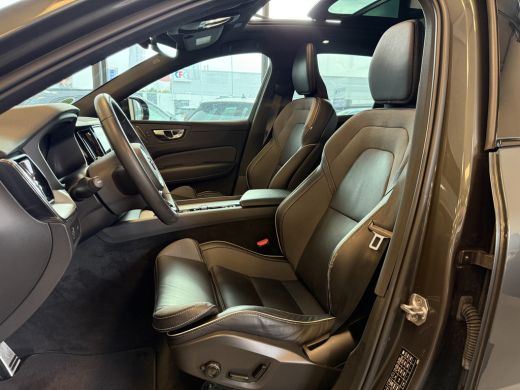 Volvo  XC60 2.0 B4 R-Design | Pano | Trekhaak | H/K | Memory | Google Maps | 21 inch ActivLease financial lease