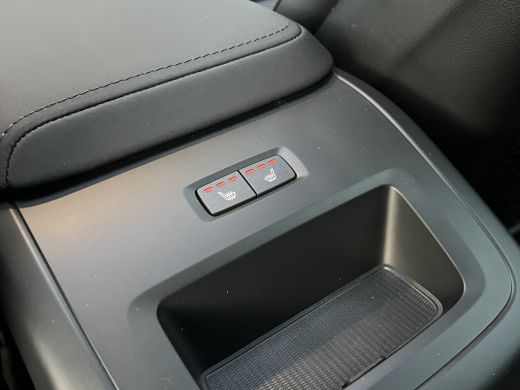 Volvo  XC60 2.0 T6 Plug-in hybrid AWD Ultra Dark | Panoramadak | Head-up Display | Trekhaak | 360 Camera | St... ActivLease financial lease