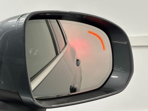 Volvo  XC60 B5 Business Pro | Achterbank verwarmd | Achteruitrijcamera | Apple Carplay/Android Auto|telefooni... ActivLease financial lease