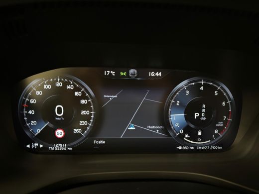 Volvo  XC60 B5 Business Pro | Achterbank verwarmd | Achteruitrijcamera | Apple Carplay/Android Auto|telefooni... ActivLease financial lease