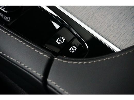 Volvo  XC90 2.0 T8 Recharge AWD Ultimate Dark | Trekhaak | HUD | Bowers en Wilkins | Luchtvering | Stoelventi... ActivLease financial lease