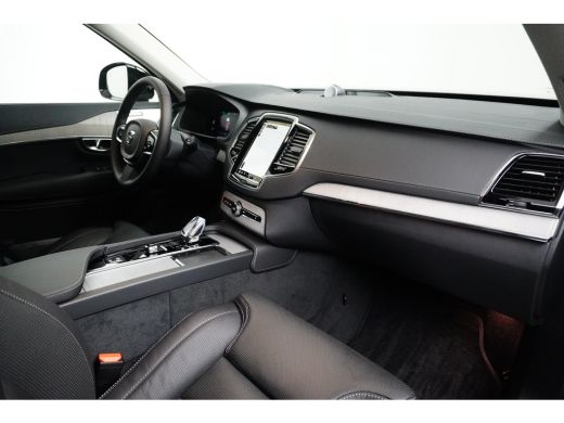 Volvo  XC90 2.0 T8 Recharge AWD Ultimate Dark | Trekhaak | HUD | Bowers en Wilkins | Luchtvering | Stoelventi... ActivLease financial lease