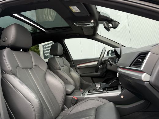 Audi Q5 Sportback 50 TFSI e 299pk S edition Competition | Pano dak | Trekhaak ActivLease financial lease