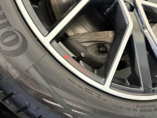 Audi Q5 Sportback 50 TFSI e 299pk S edition Competition | Pano dak | Trekhaak ActivLease financial lease