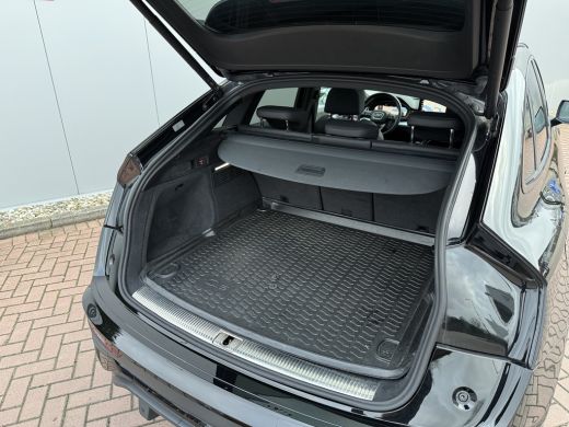 Audi Q5 Sportback 50 TFSI e 299pk S edition Competition | Pano dak | Trekhaak ActivLease financial lease