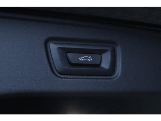 BMW 5 Serie Touring 530e | Elektr. trekhaak | Stoelverwarming | Digital Entry | Elektr. klep | Camera | Cruis... ActivLease financial lease