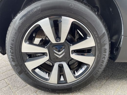 Citroën C3 110pk Max (Keyless Entry - Camera - Automatische Airco - Navigatie - Apple Carplay - LED) ActivLease financial lease