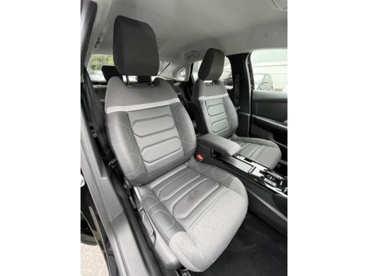 Citroën C4 X X 130pk Max (Keyless Entry - Leder - Parkeersensoren V+A - Camera - LED - Head up - Navigatie - A... ActivLease financial lease