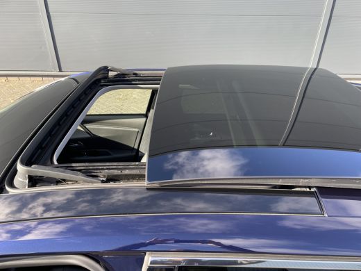 Citroën C5 X 225pk Hybrid Shine Pack (Elektrisch Schuifdak - Leder incl verwarming/geheugen - HiFi - Elektrisc... ActivLease financial lease