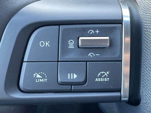 Citroën C5 X 225pk Hybrid Shine Pack (Elektrisch Schuifdak - Leder incl verwarming/geheugen - HiFi - Elektrisc... ActivLease financial lease