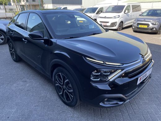 Citroën &euml;-C4 Shine Pack 50 kWh (Elektrisch Schuifdak - Stoelverwarming - Camera - Keyless Entry - Leder - 360g... ActivLease financial lease