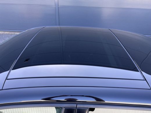 Citroën &euml;-C4 Shine Pack 50 kWh (Elektrisch Schuifdak - Stoelverwarming - Camera - Keyless Entry - Leder - 360g... ActivLease financial lease