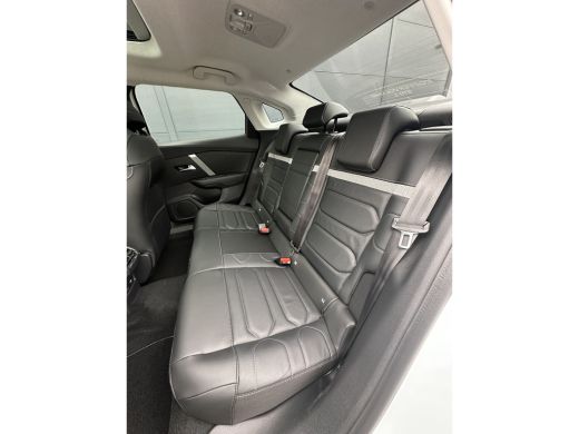 Citroën ë-C4 X Shine Pack (Elektrisch Schuifdak - Leder - Camera - Parkeersensoren V+A - Stoelverwarming) ActivLease financial lease