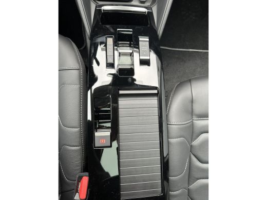 Citroën ë-C4 X Shine Pack (Elektrisch Schuifdak - Leder - Camera - Parkeersensoren V+A - Stoelverwarming) ActivLease financial lease