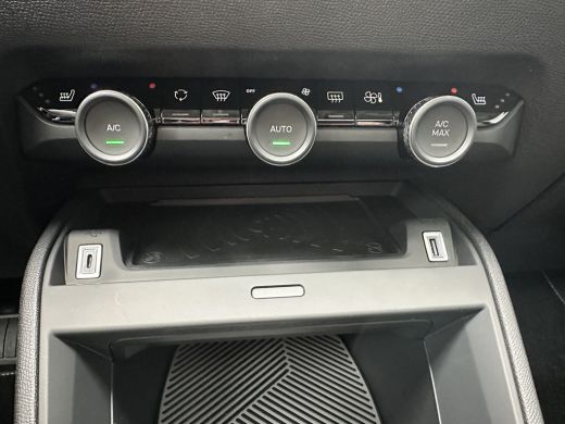 Citroën ë-C4 X Shine Pack (Elektrisch Schuifdak - Leder - Camera - Parkeersensoren V+A - Stoelverwarming) ActivLease financial lease