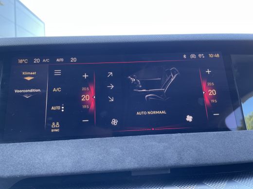 DS DS 4 225pk E-Tense Performance Line+ (Camera - Keyless Entry - Adaptieve Cruise Controle - Navigatie -... ActivLease financial lease