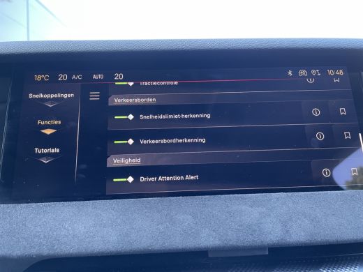 DS DS 4 225pk E-Tense Performance Line+ (Camera - Keyless Entry - Adaptieve Cruise Controle - Navigatie -... ActivLease financial lease