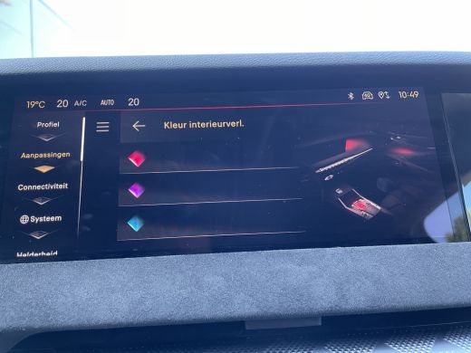 DS DS 4 225pk E-Tense Performance Line+ (Camera - Keyless Entry - Adaptieve Cruise Controle - Navigatie -... ActivLease financial lease