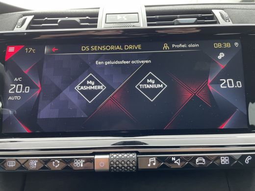 DS DS 7 180pk Performance Line+ (Trekhaak - Focal Electra - Elektrische klep - Camera - Adaptieve Cruise ... ActivLease financial lease