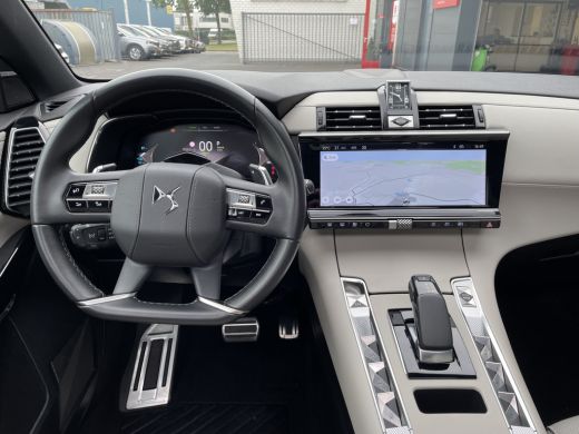 DS DS 7 300pk 4x4 Op&eacute;ra (Elektrisch Schuifdak - Leder incl verwarming/koeling/massage/geheugen - NightVis... ActivLease financial lease