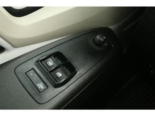 Fiat Ducato 35 2.3 MultiJet L3H2 | Koelwagen | Airco | Cruise | Camera | 3-Zits | Navigatie | Koelauto ActivLease financial lease