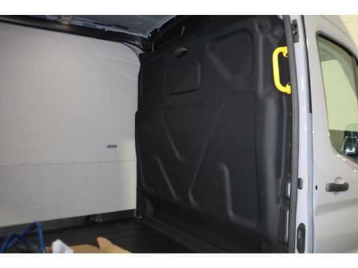 Ford E-Transit 350 L3 H2 Trend 68 kWh Navigatie Adapt. Cruise 360 Camera ActivLease financial lease