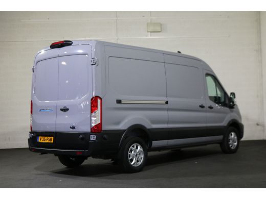 Ford E-Transit 350 L3 H2 Trend 68 kWh Navigatie Adapt. Cruise 360 Camera ActivLease financial lease