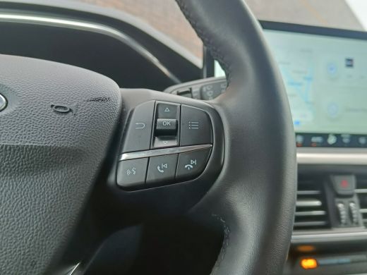 Ford Focus 1.0 EcoBoost Hybrid Titanium X | Achteruitrijcamera | Audio installatie premium | Navigatiesystee... ActivLease financial lease