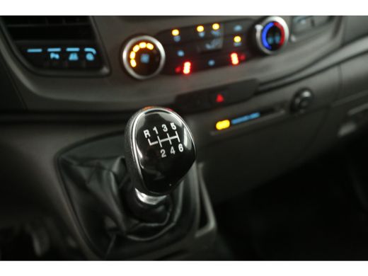 Ford Transit Custom 320 2.0 TDCI L2H1 | Airco | Cruise | Camera | 2xSchuifdeur | Carplay | Stoelverw. ActivLease financial lease