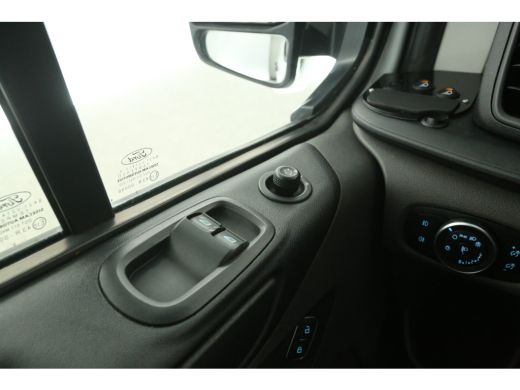 Ford Transit Custom 320 2.0 TDCI L2H1 | Airco | Cruise | Camera | 2xSchuifdeur | Carplay | Stoelverw. ActivLease financial lease