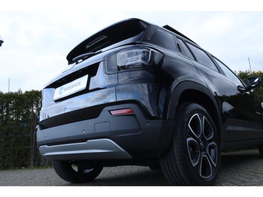 Jeep Avenger E Summit | Adapt. Cruise | Schuifdak | Stoelverwarming | Camera | Elektr. klep | Navi | Carplay |... ActivLease financial lease