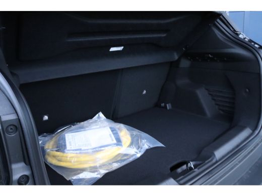 Jeep Avenger E Summit | Adapt. Cruise | Schuifdak | Stoelverwarming | Camera | Elektr. klep | Navi | Carplay |... ActivLease financial lease