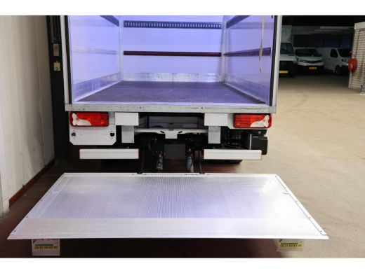 Mercedes-Benz Sprinter 515 1.9 CDI BAKWAGEN LAADKLEP AUTOMAAT ActivLease financial lease