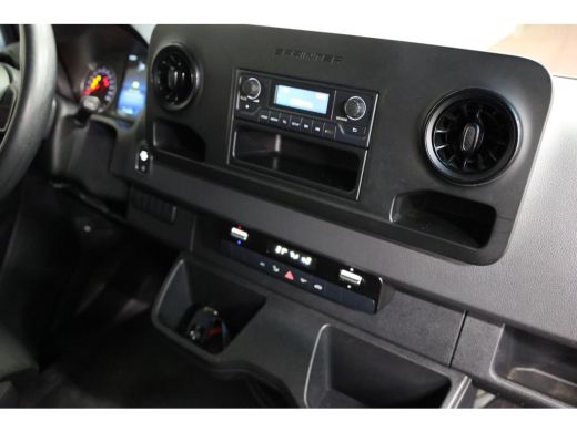 Mercedes-Benz Sprinter 515 1.9 CDI BAKWAGEN LAADKLEP AUTOMAAT ActivLease financial lease