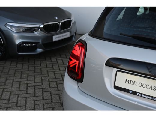 Mini Electric Classic / Panoramadak / Sportstoelen / Comfort Access / Stuurverwarming / LED / Stoelverwarming /... ActivLease financial lease